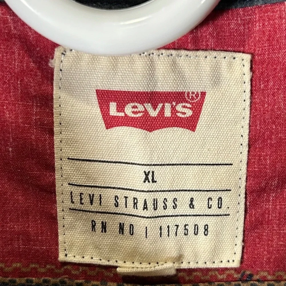 Levis Mens XL‎ Long Sleeve Button Down Shirt Red Brown Striped